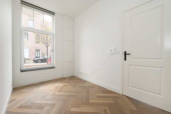 Medium property photo - Pijnboomstraat 3, 2565 ZH Den Haag